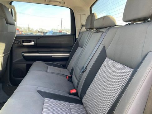 Used 2015 Toyota Tundra SR5 image 9
