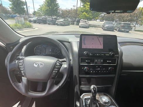Used 2024 INFINITI QX80 Luxe AWD/4WD image 14