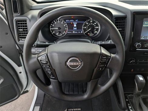 Used 2023 Nissan Frontier SV w/ Midnight Edition Package image 14