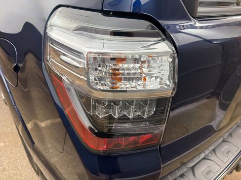 Used 2019 Toyota 4Runner Limited AWD/4WD image 23