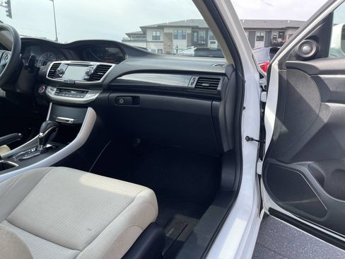 Used 2014 Honda Accord EX image 12