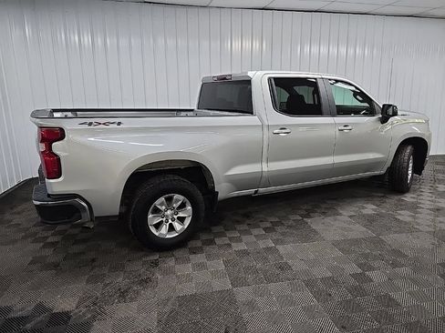 Used 2019 Chevrolet Silverado 1500 LT w/ Fleet Comfort Package AWD/4WD image 3