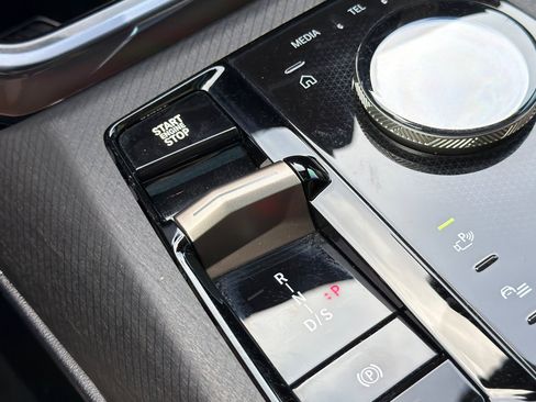 Used 2025 BMW X3 xDrive30i w/ Premium Package image 27