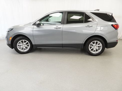 Certified 2024 Chevrolet Equinox LT FWD image 38