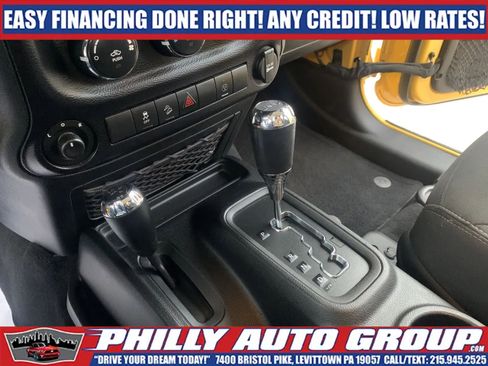 Used 2015 Jeep Wrangler Unlimited Rubicon w/ Max Tow Package AWD/4WD image 20
