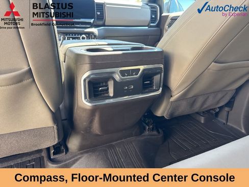 Used 2023 GMC Sierra 1500 SLT w/ SLT Premium Package AWD/4WD image 36