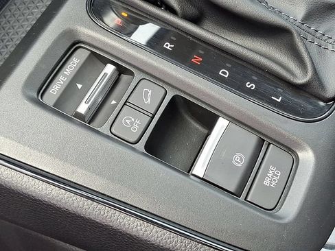 Used 2025 Honda CR-V EX-L image 25