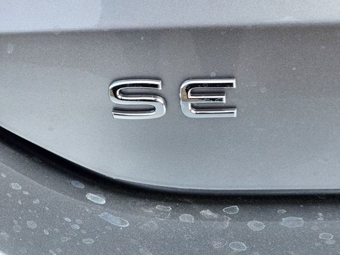 New 2026 Volkswagen Tiguan SE AWD/4WD image 13