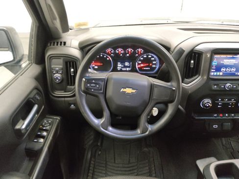 Used 2020 Chevrolet Silverado 1500 Custom w/ Custom Value Package RWD image 22