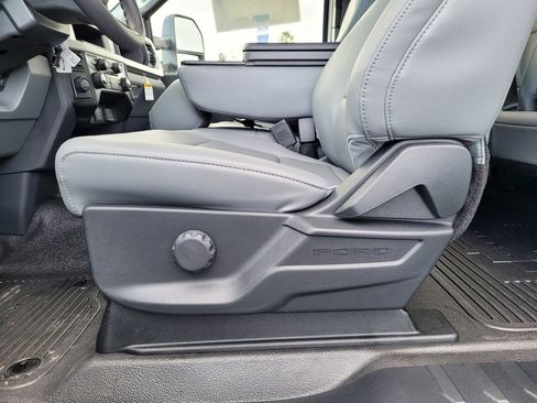 New 2026 Ford F250 XL w/ 360-Degree Camera Package image 7