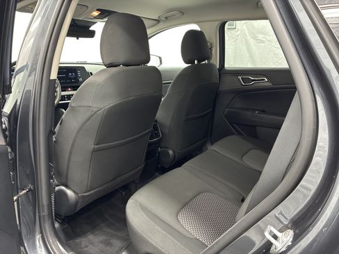 Certified 2023 Kia Sportage LX AWD/4WD image 11