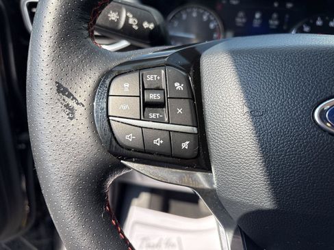 Used 2023 Ford Explorer ST-Line AWD/4WD image 20