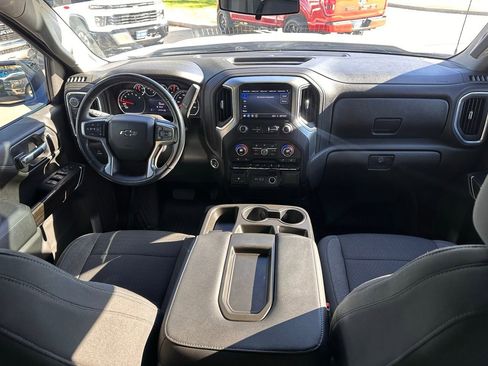Used 2021 Chevrolet Silverado 1500 RST image 16