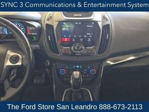 Used 2017 Ford C-MAX Energi Titanium FWD image 14