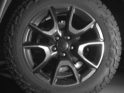 Used 2025 Jeep Compass Trailhawk image 14