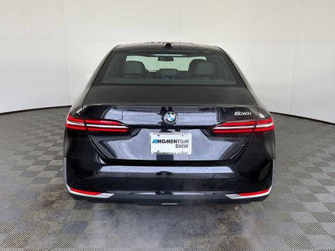 Used 2026 BMW 530i w/ Premium Package RWD image 8