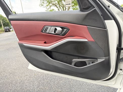Certified 2022 BMW 330i Sedan w/ M Sport Package RWD image 13