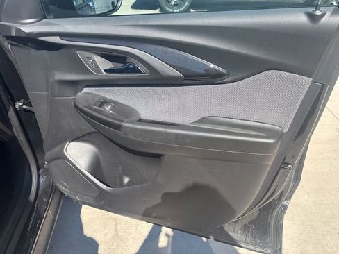 Used 2023 Chevrolet TrailBlazer LT image 22