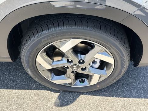 New 2026 Hyundai Venue SEL FWD image 12