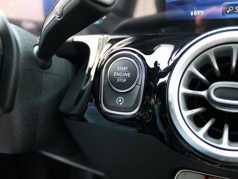 Used 2024 Mercedes-Benz GLA 250 image 18