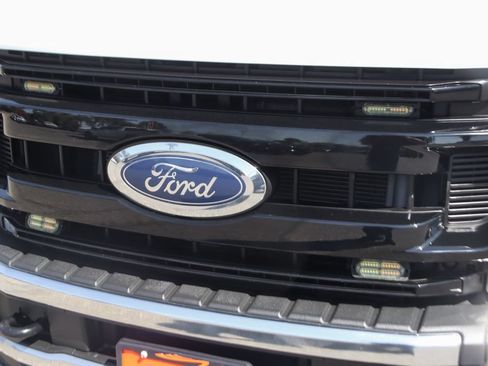 Used 2021 Ford F350 XL w/ Power Equipment Group RWD image 43