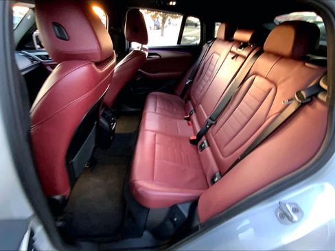 Used 2020 BMW X4 M40i w/ Executive Package image 21