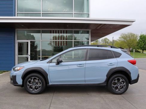 Used 2022 Subaru Crosstrek 2.5i Sport w/ Moonroof Package AWD/4WD image 6