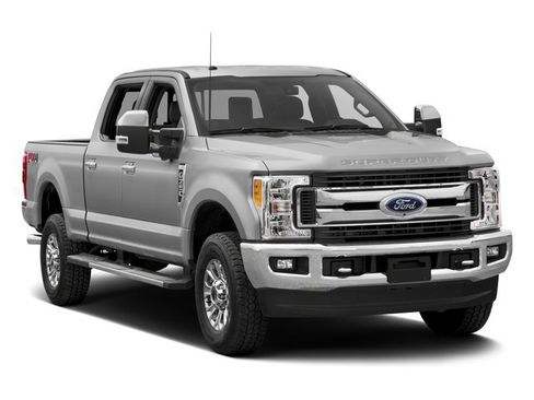 Used 2017 Ford F250 XLT w/ XLT Value Package AWD/4WD image 6