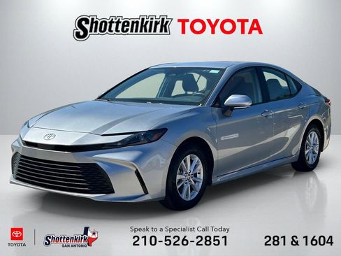 Certified 2025 Toyota Camry LE FWD image 1