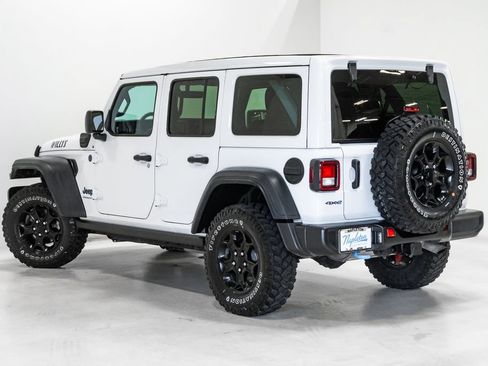 Used 2023 Jeep Wrangler Unlimited w/ Sun & Screen Package AWD/4WD image 28