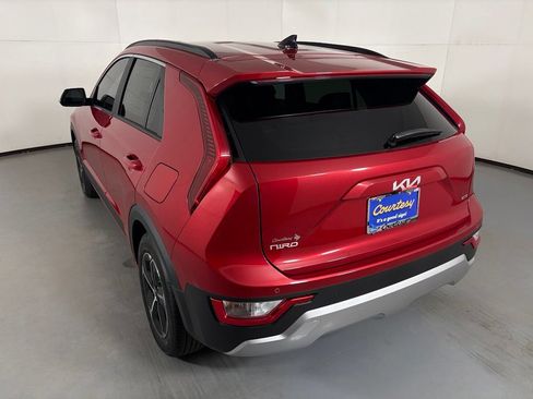 New 2026 Kia Niro EX FWD image 6