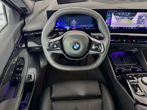 Used 2026 BMW 530i w/ Premium Package RWD image 16