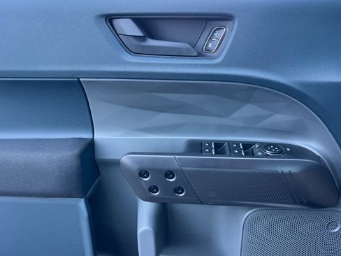 New 2026 Ford Maverick XL AWD/4WD image 13