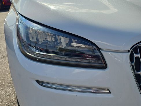 Used 2020 Lincoln Corsair Reserve w/ Equipment Group 201A image 7