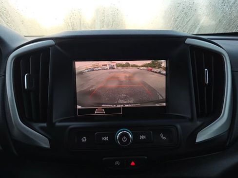 Used 2024 GMC Terrain SLE AWD/4WD image 26