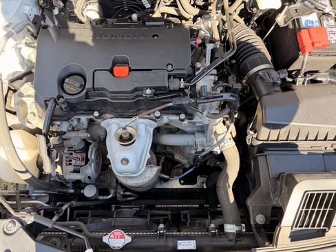 Certified 2023 Honda HR-V LX image 30