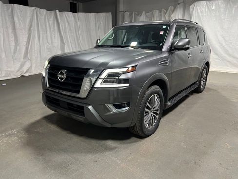 Used 2023 Nissan Armada SL image 3