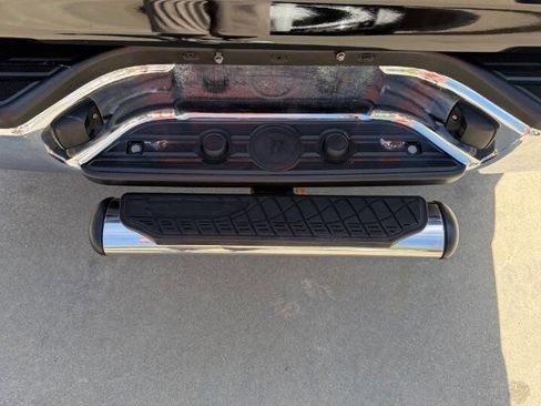 Used 2011 Toyota Tacoma 4x4 Double Cab w/ TRD Off-Road Pkg image 11