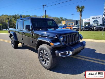 New 2025 Jeep Gladiator Sport w/ Premium Package