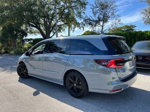 Used 2024 Honda Odyssey Sport image 3