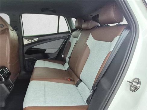 Used 2023 Volkswagen ID.4 Pro AWD/4WD image 20