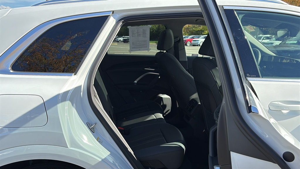 Used 2025 Audi Q5 Premium Plus AWD/4WD image 31