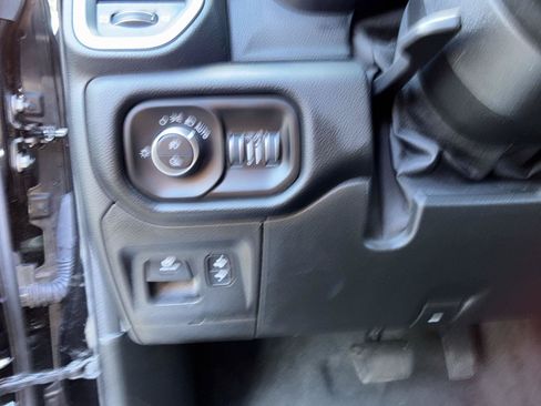 Used 2022 RAM 1500 Laramie w/ Sport Appearance Package AWD/4WD image 21