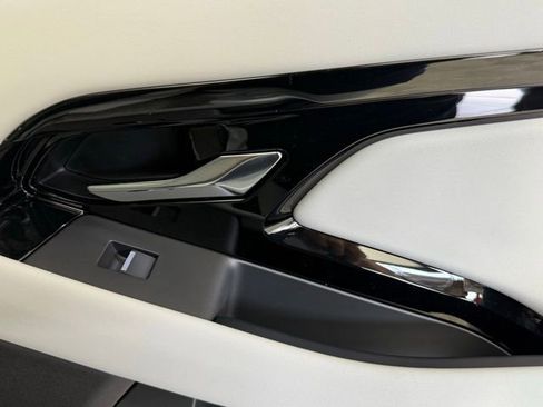 Certified 2026 Land Rover Range Rover Evoque S image 22