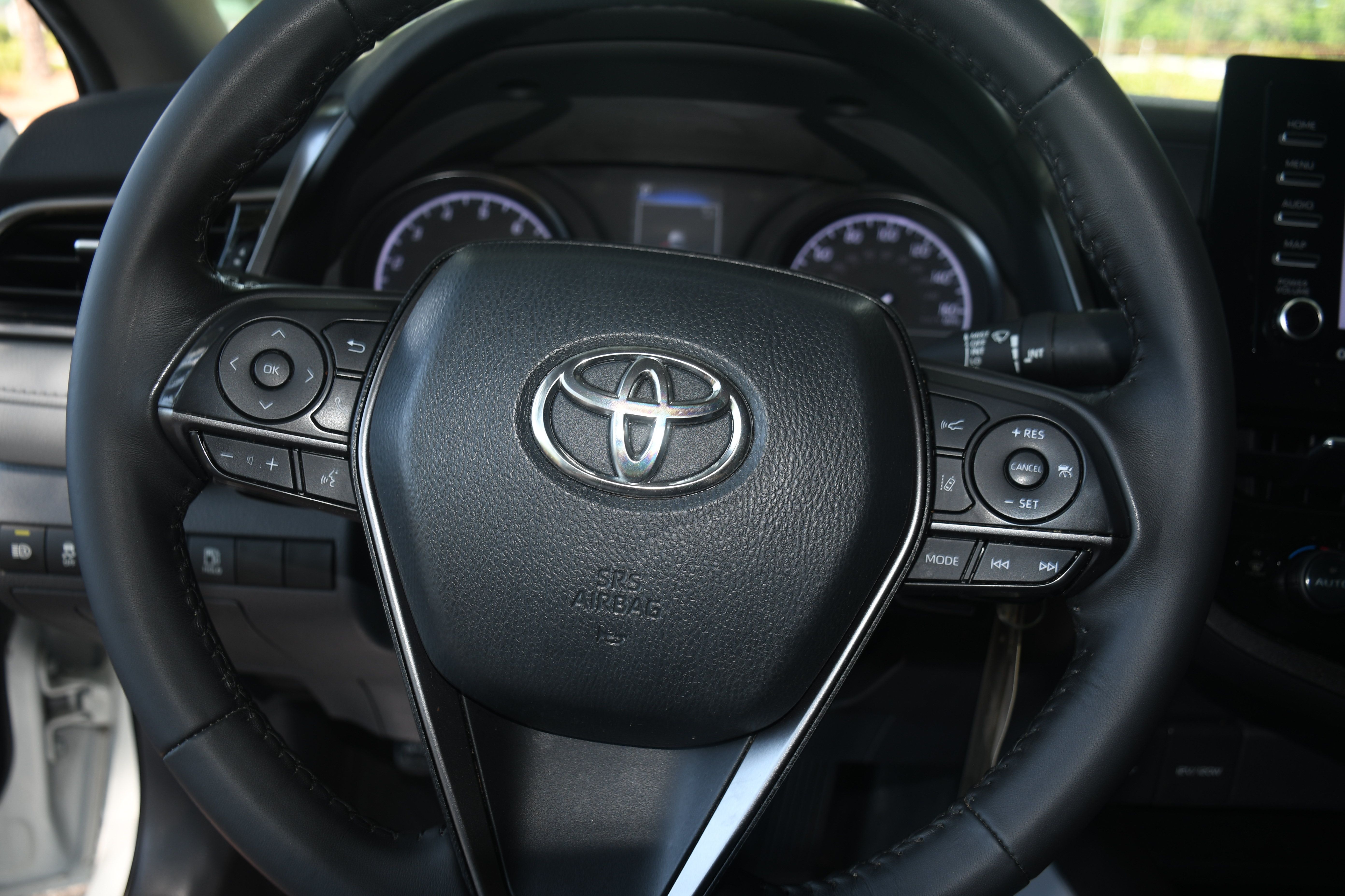 Used 2024 Toyota Camry SE FWD image 12