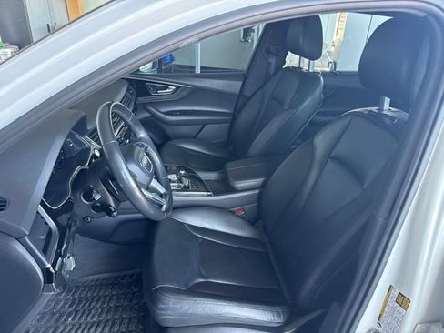 Used 2018 Audi Q7 3.0T Premium Plus w/ Premium Plus Package AWD/4WD image 6