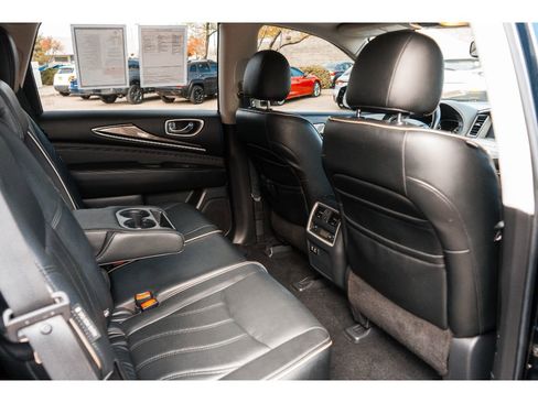 Used 2019 INFINITI QX60 Luxe w/ Essential Package image 32