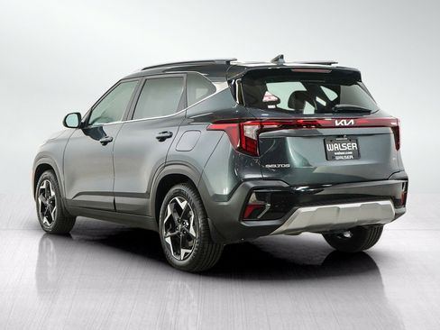 Used 2024 Kia Seltos EX AWD/4WD image 4