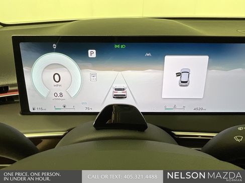 Used 2026 Genesis GV70 2.5T image 40