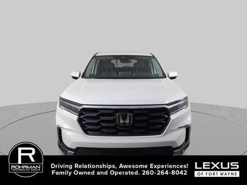Used 2024 Honda Pilot EX-L image 3